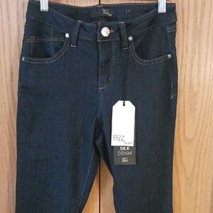 1822 Denim Women's Deep Indigo Skinny Jeans